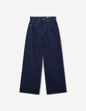 Wide leg blue jeans